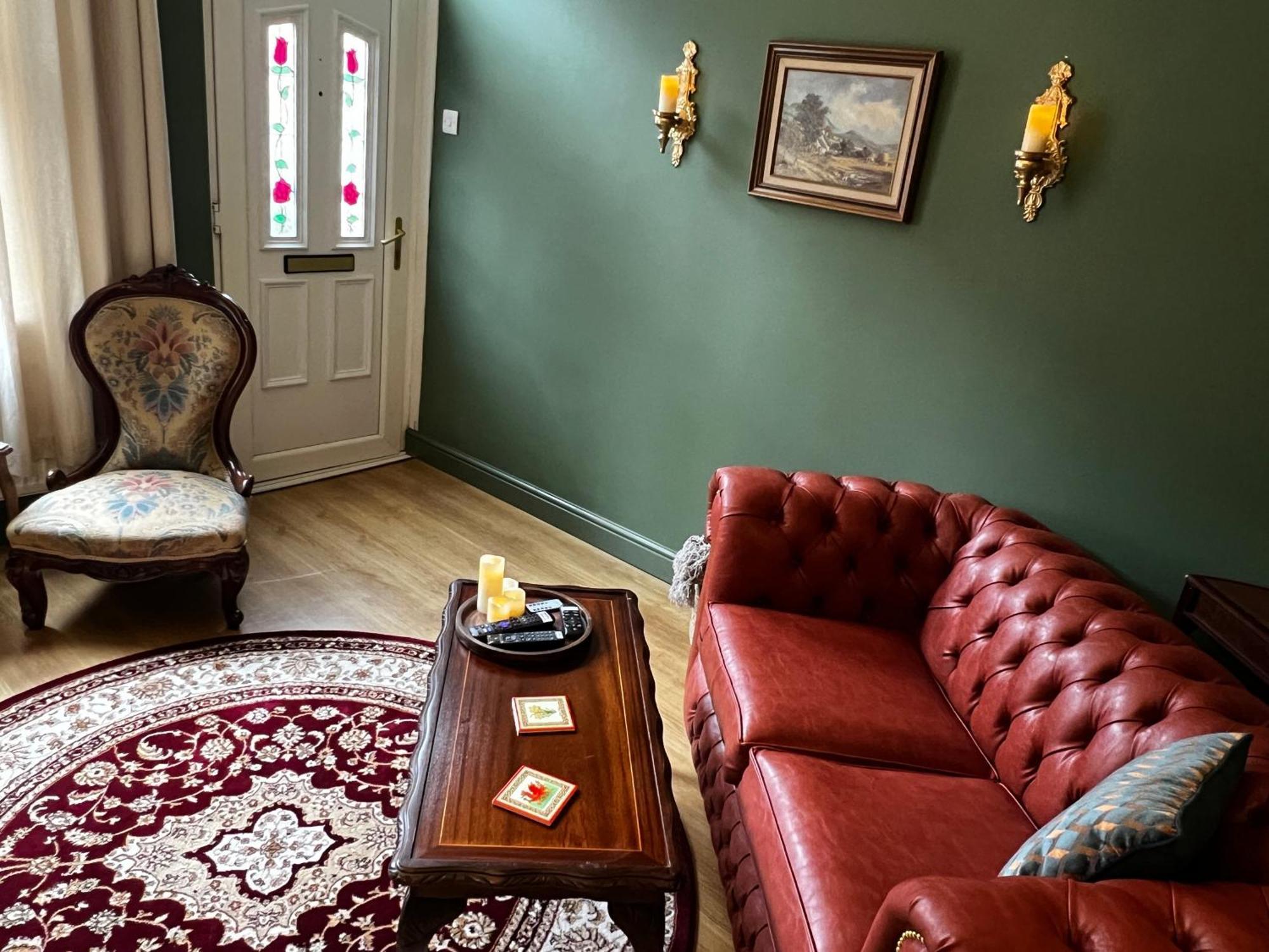 Robin'S Hollow: 2Bd Home Near Wrexham Afc Exterior foto